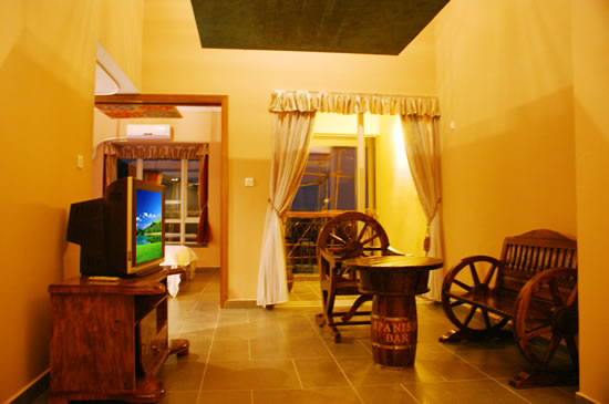  1510 情侣房  328元.jpg