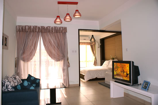  5208 大床房  358元.jpg