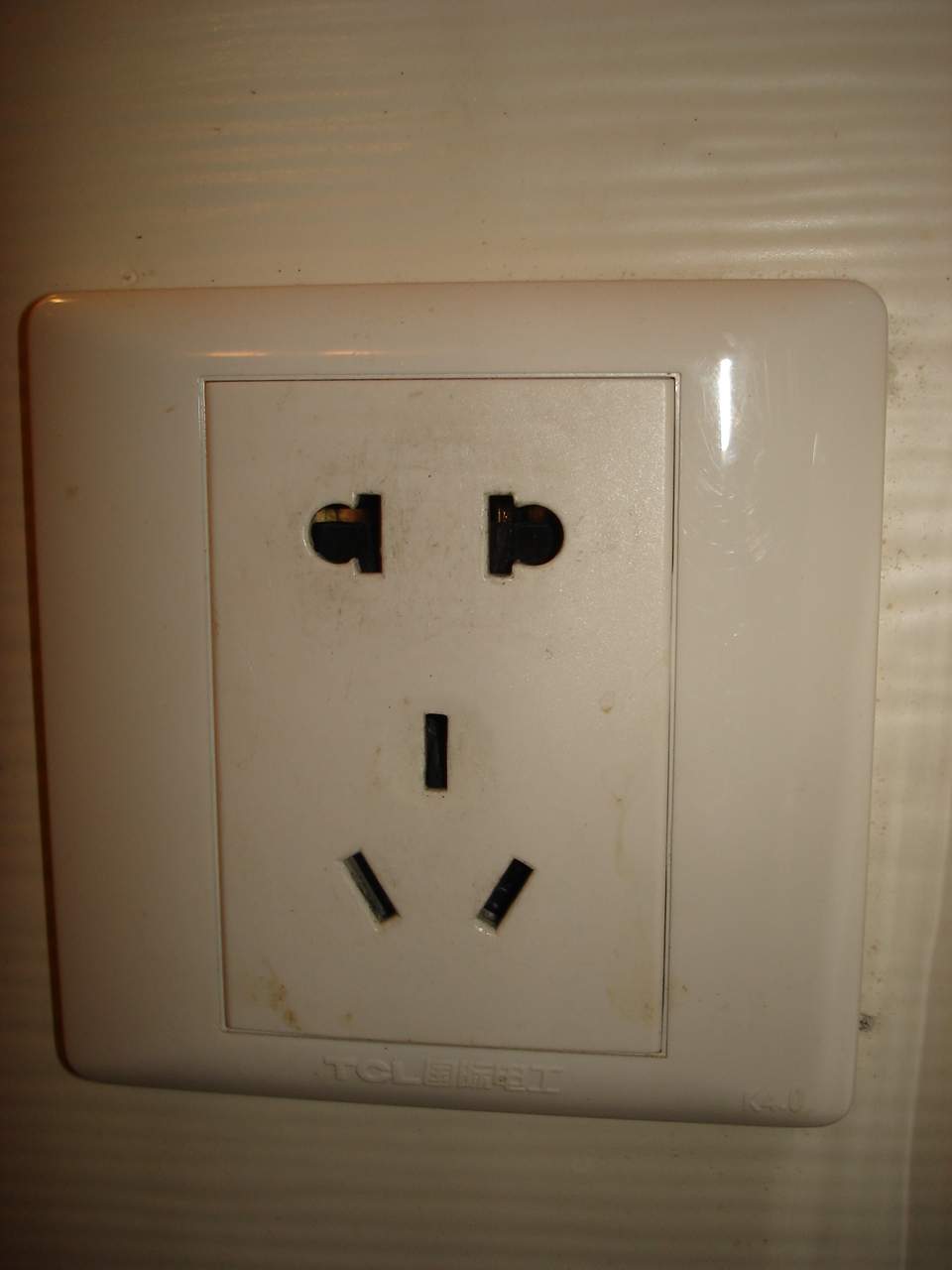  китайская_розетка.jpg